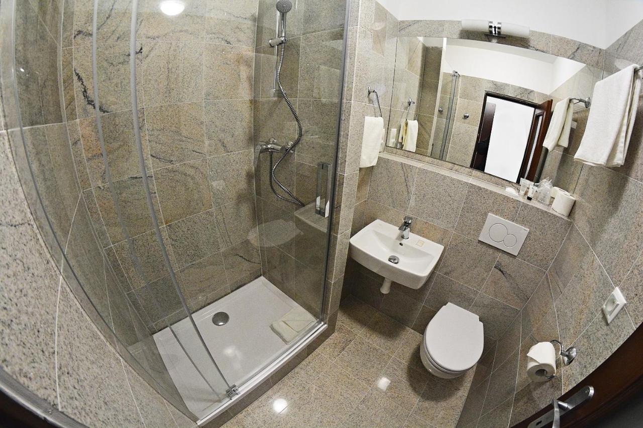Alexandra Sport Hotel Puchov Ngoại thất bức ảnh